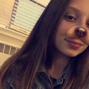 Meet your Posher, Gloria